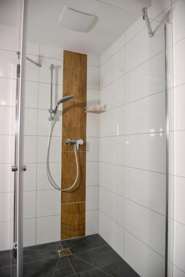 Alpine Appartement Top 8 By Aa Holiday Homes Tauplitz Esterno foto